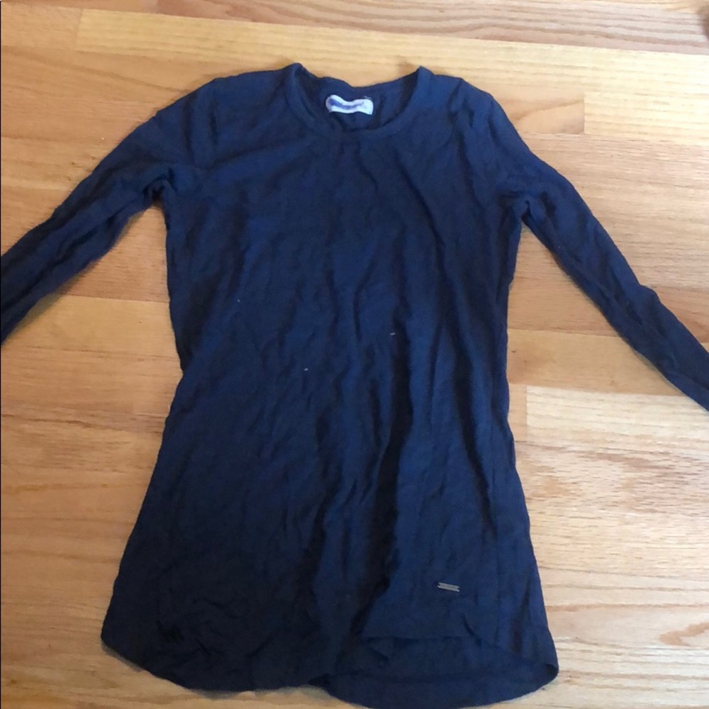 Hollister Navy Blue long sleeve shirt. Small
